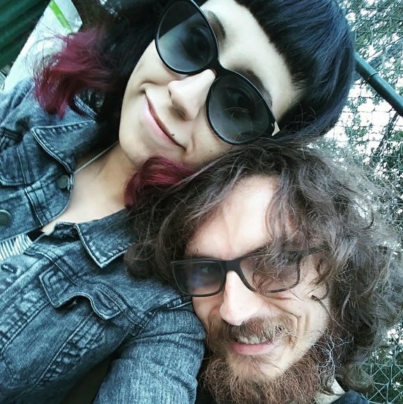 Meet your Posher, Asha - Picture 3 of 4